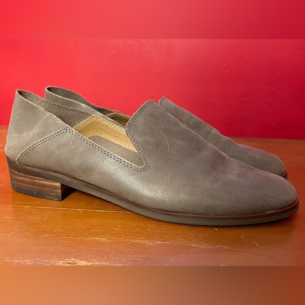 Lucky Brand Taupe Convertible Loafers